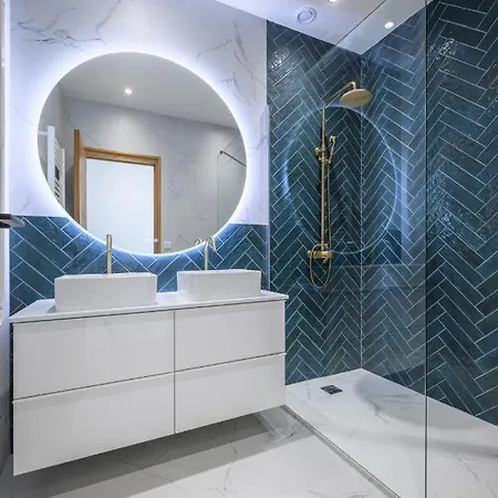 Le Walesa, Magnifique 3p, Spacieux Et Renove, Port De Apartment